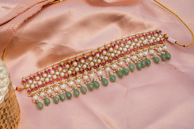 JADAU MOTI ON SILVER RED CHOKER