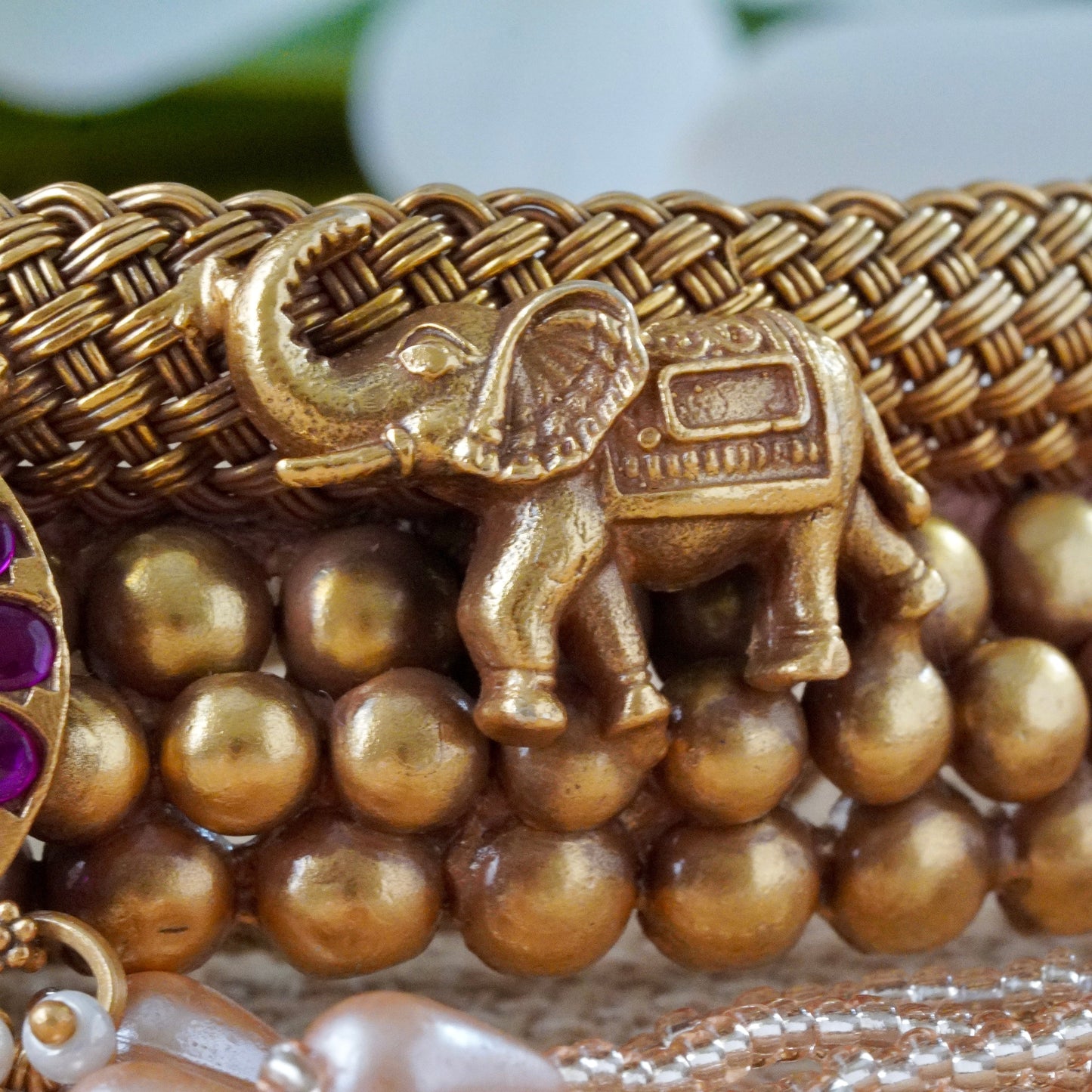 ORN014 Gold Plated 92.5 Silver Elephant Bore hasli Choker and tops