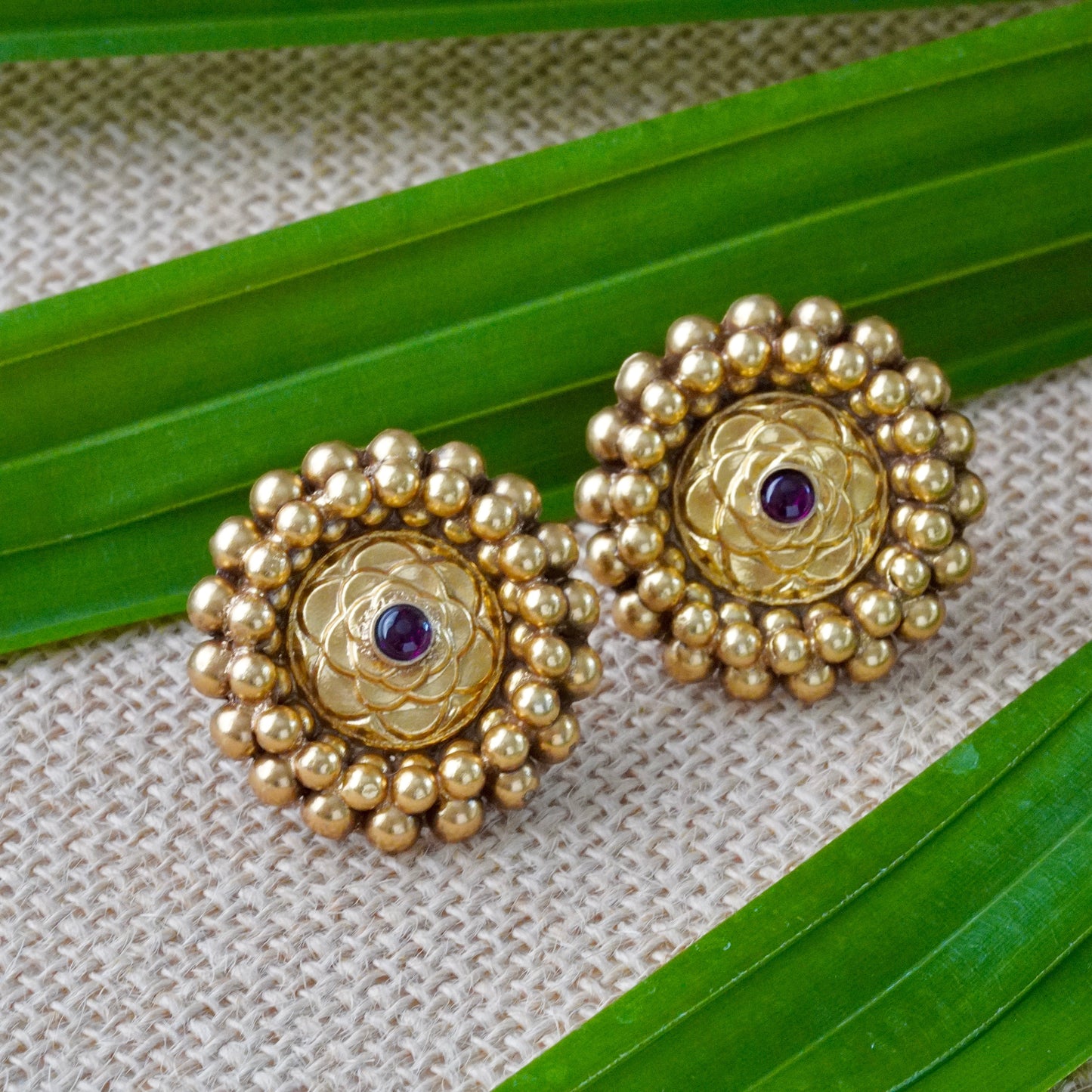 ORN014 Gold Plated 92.5 Silver Elephant Bore hasli Choker and tops