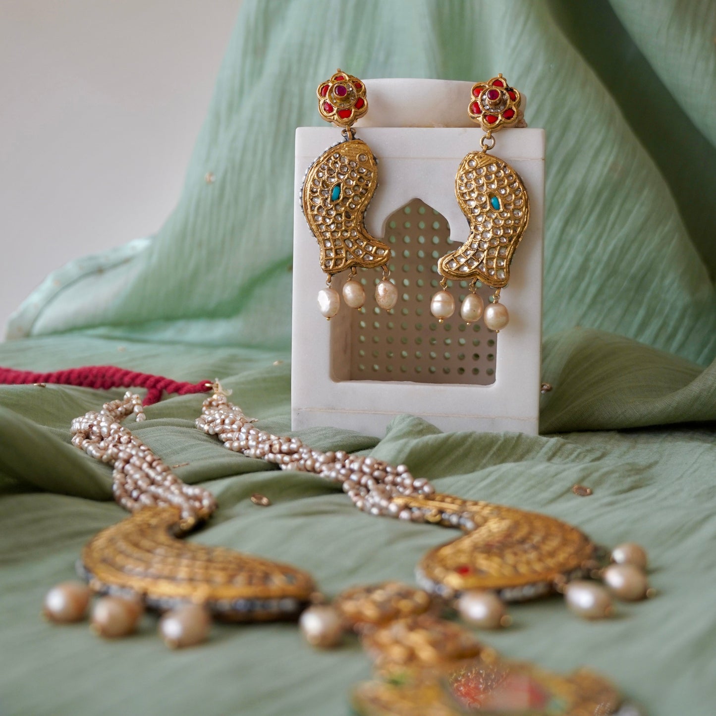 ORN032 Gold Plated 92.5 Silver Meen Shrinathji Reversible Necklace fastened by fresh-water pearls
