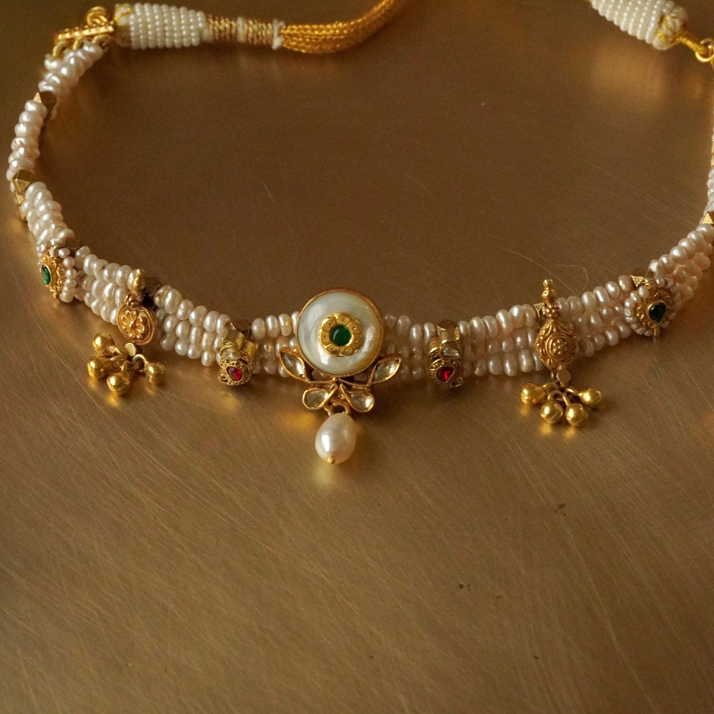 ORN053 Gold plated 92.5 silver centre white centre strung in pearl lines choker and earrings