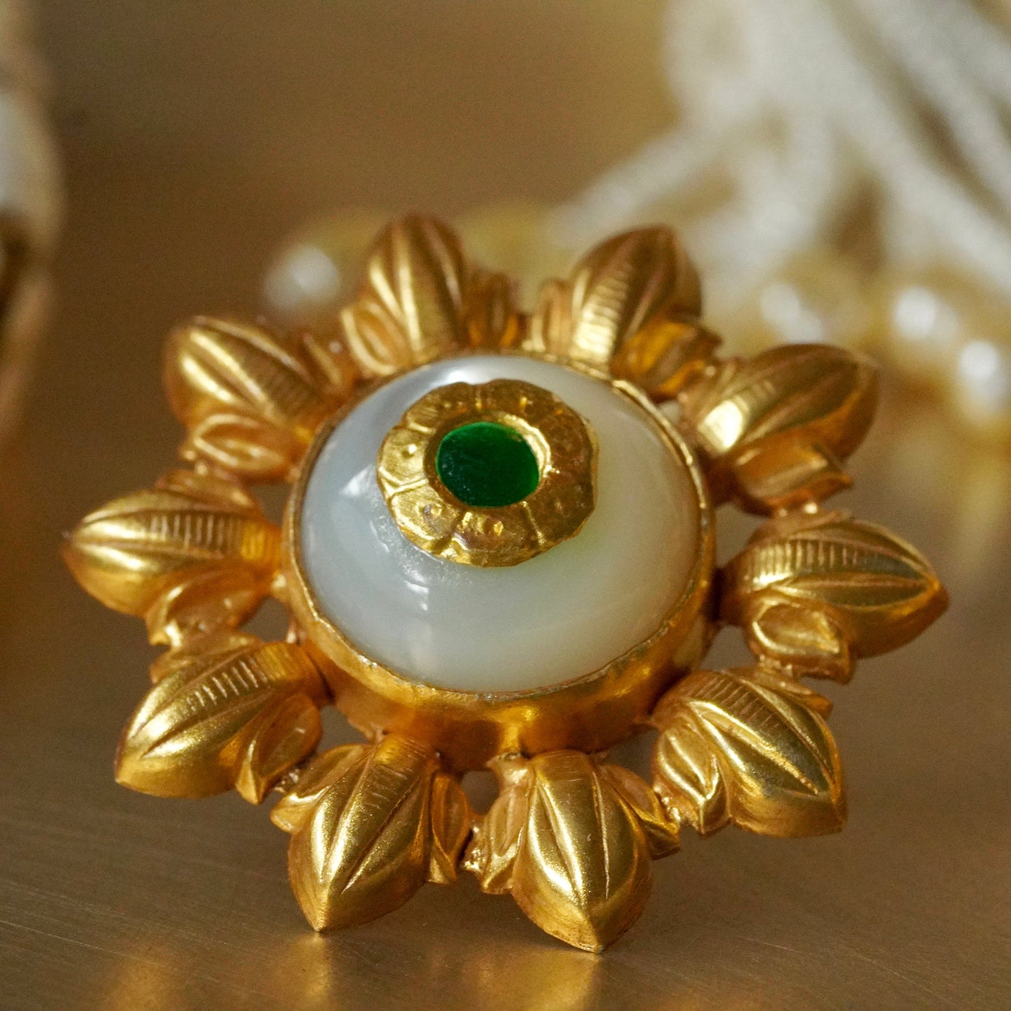 ORN053 Gold plated 92.5 silver centre white centre strung in pearl lines choker and earrings