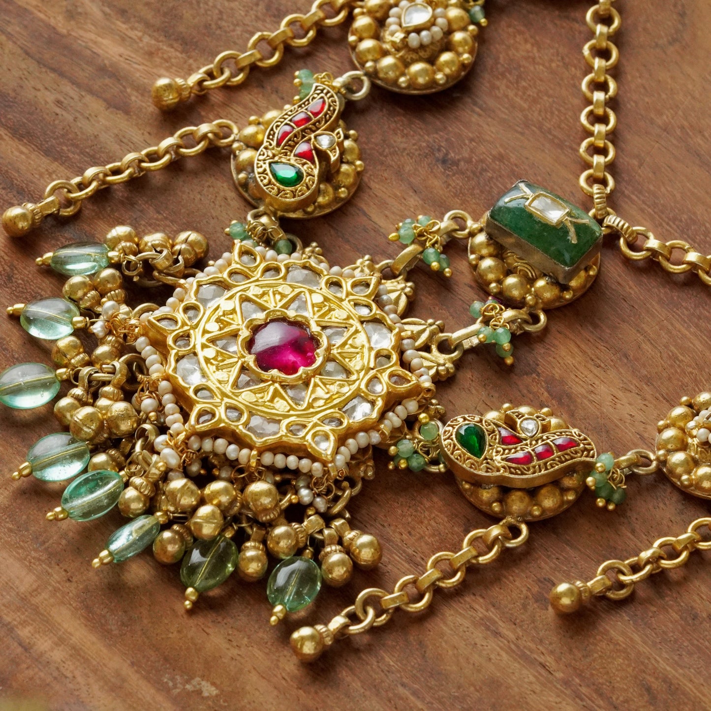 ORN063 Pendant on Double Chains with Tops