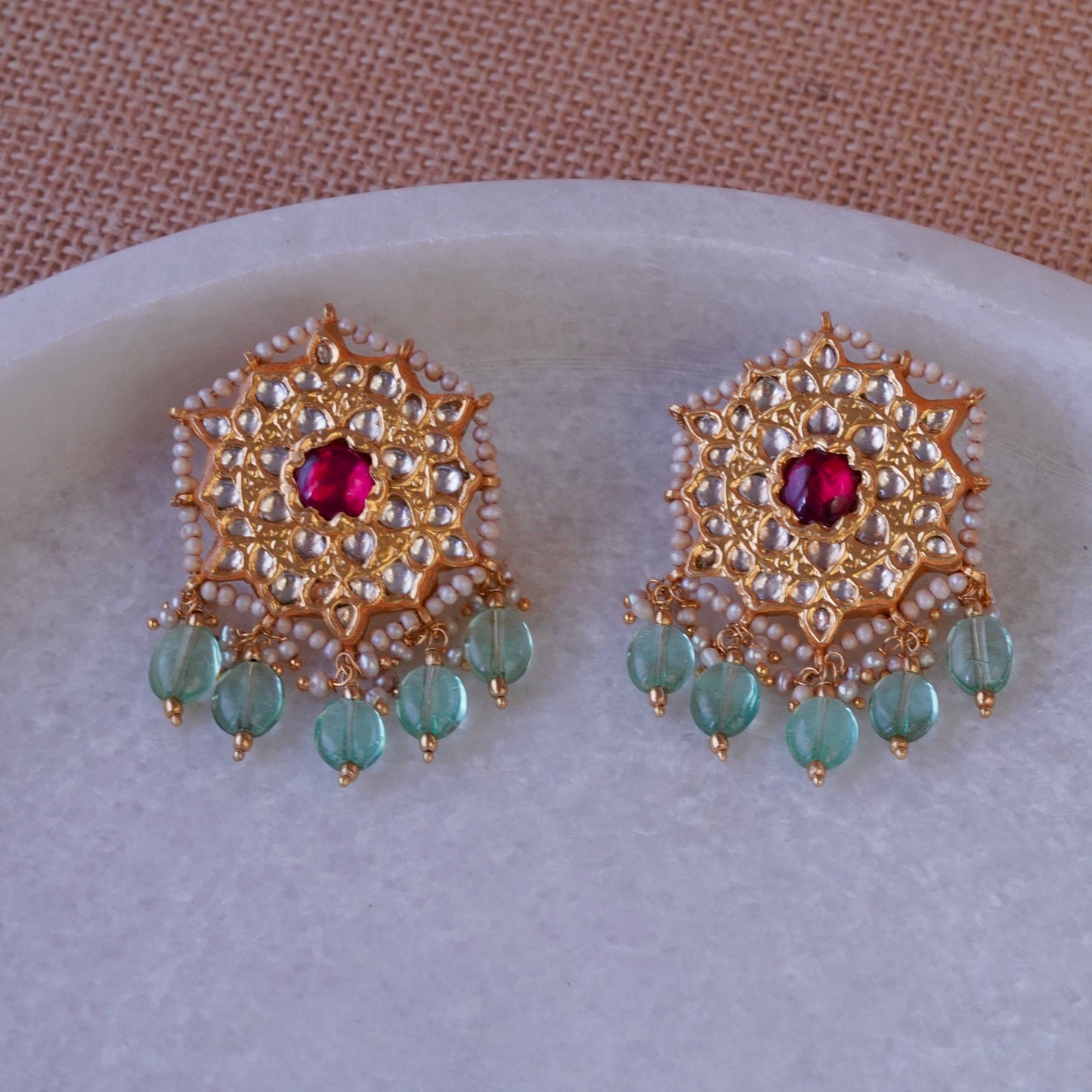 ORN063 Pendant on Double Chains with Tops