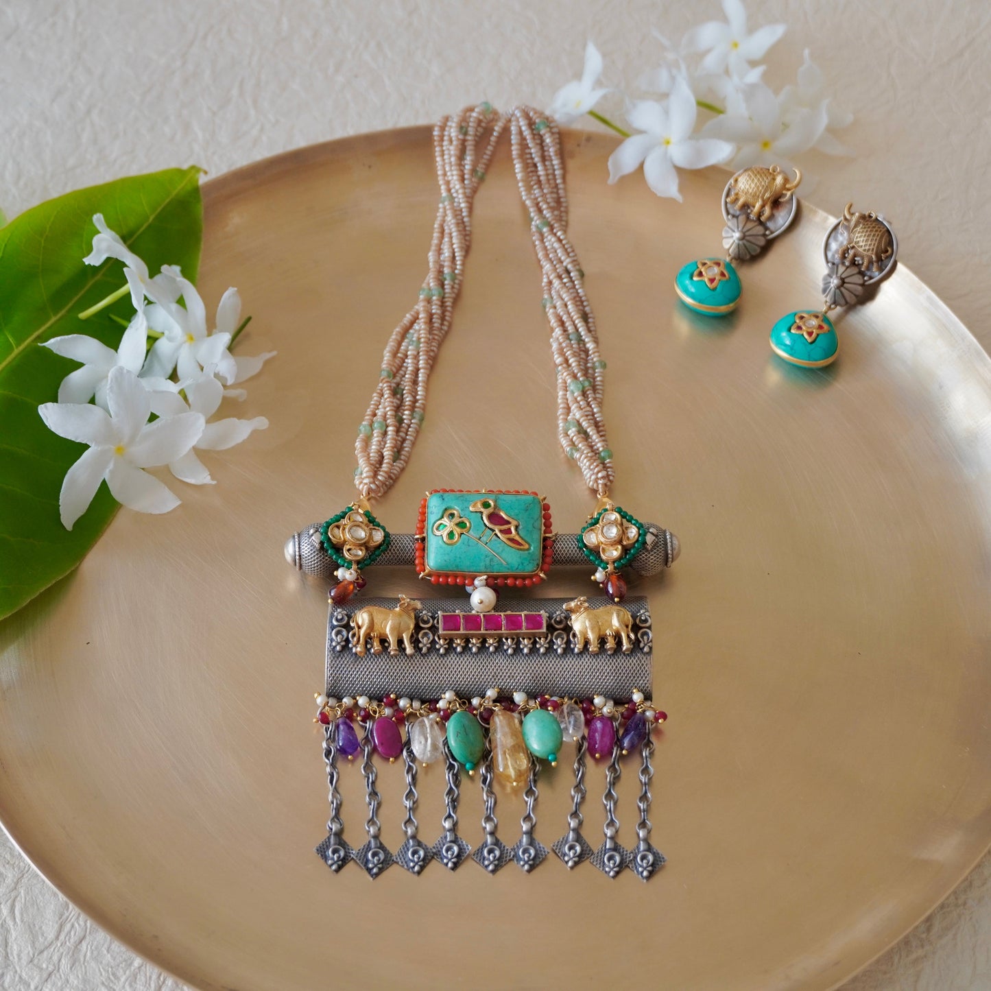 ORN078 Dual Tone 92.5 Silver Firoza gemstone on Amulate over a Nagada piece fastened in fresh-water precious pearls and earrings