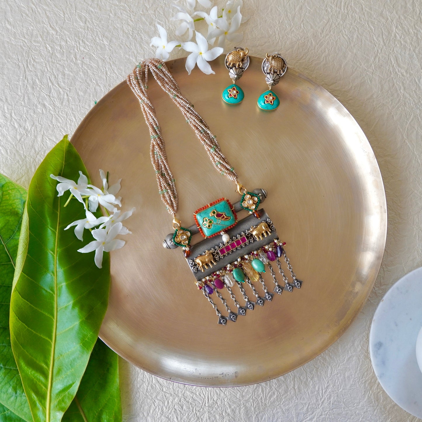 ORN078 Dual Tone 92.5 Silver Firoza gemstone on Amulate over a Nagada piece fastened in fresh-water precious pearls and earrings